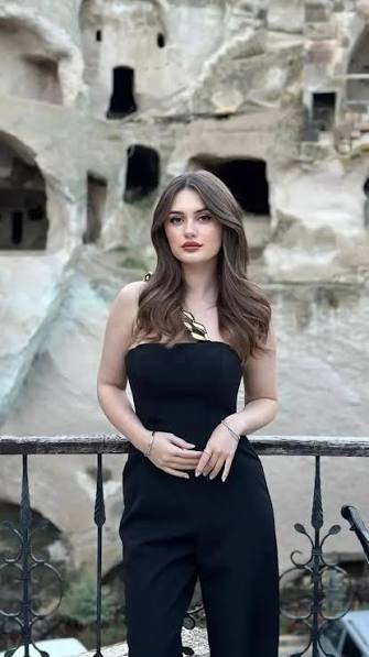 files/nazli.jpg